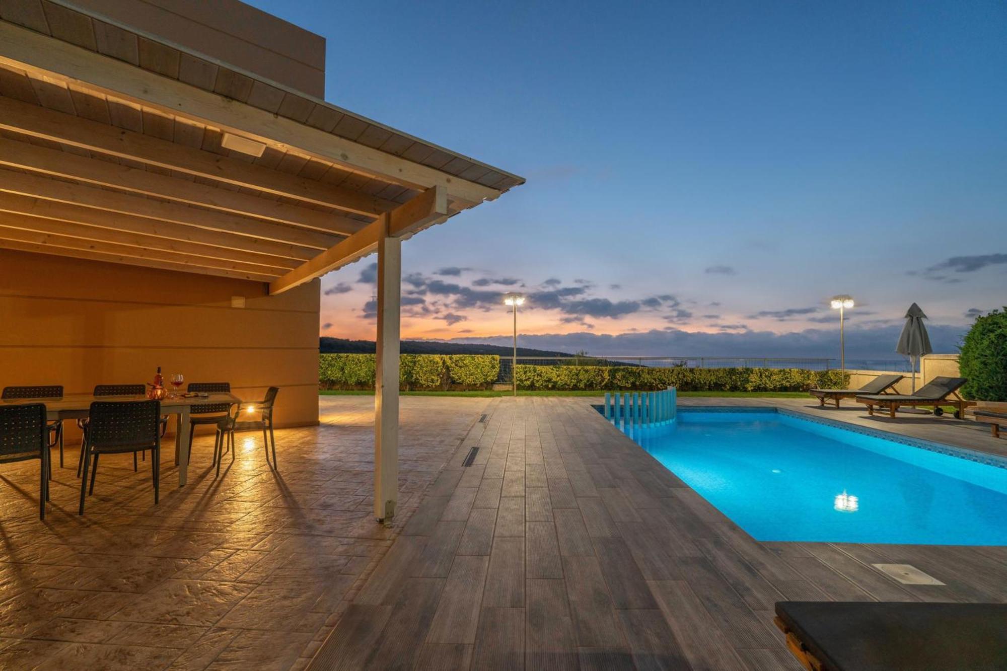 Villa Ariella With Sea View Agia Marina Exterior foto